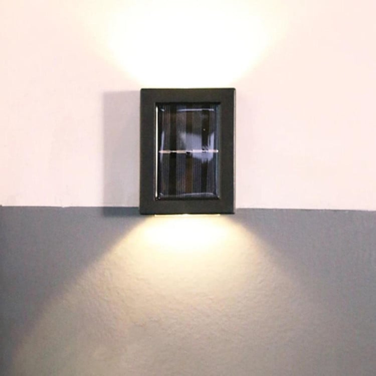 Lampa solarna kinkiet 4 LED oświetlenie zewnętrzne lampa elewacyjna
