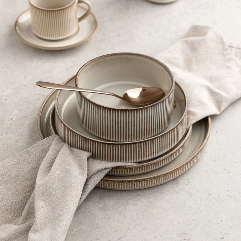 Filiżanka porcelanowa 250 ml Florina Evia do kawy herbaty kremowe retro