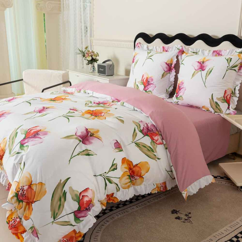 Pościel z falbanką 160x200 mikrofibra Cotton World 3 części różowa w kwiaty 2903