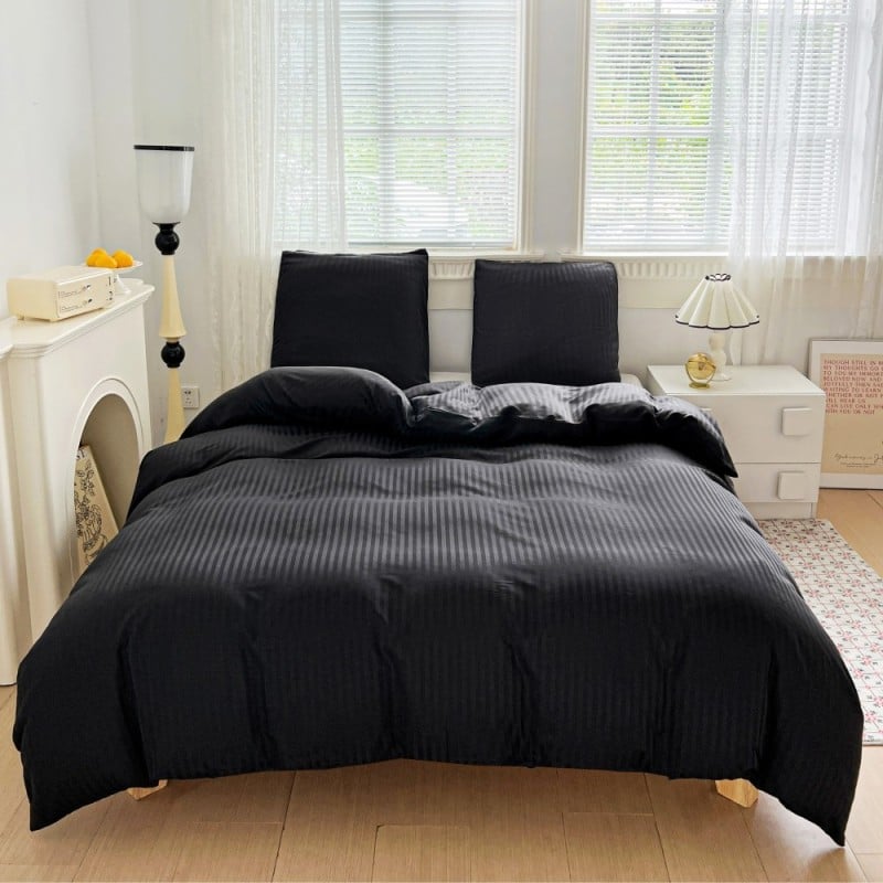 Pościel 200x220 adamaszek bawełna satynowa GierekHoff gruba 3 części GH 3112 hotelowa czarna w paski