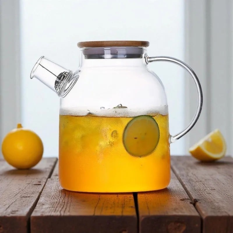 Szklany dzbanek do herbaty i naparów ziołowych z sitkiem i pokrywką 1,8 l Tragar