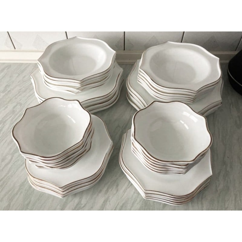 Serwis obiadowy 24 elementy Zarif białe talerze dla 6 osób wzór złoty pasek