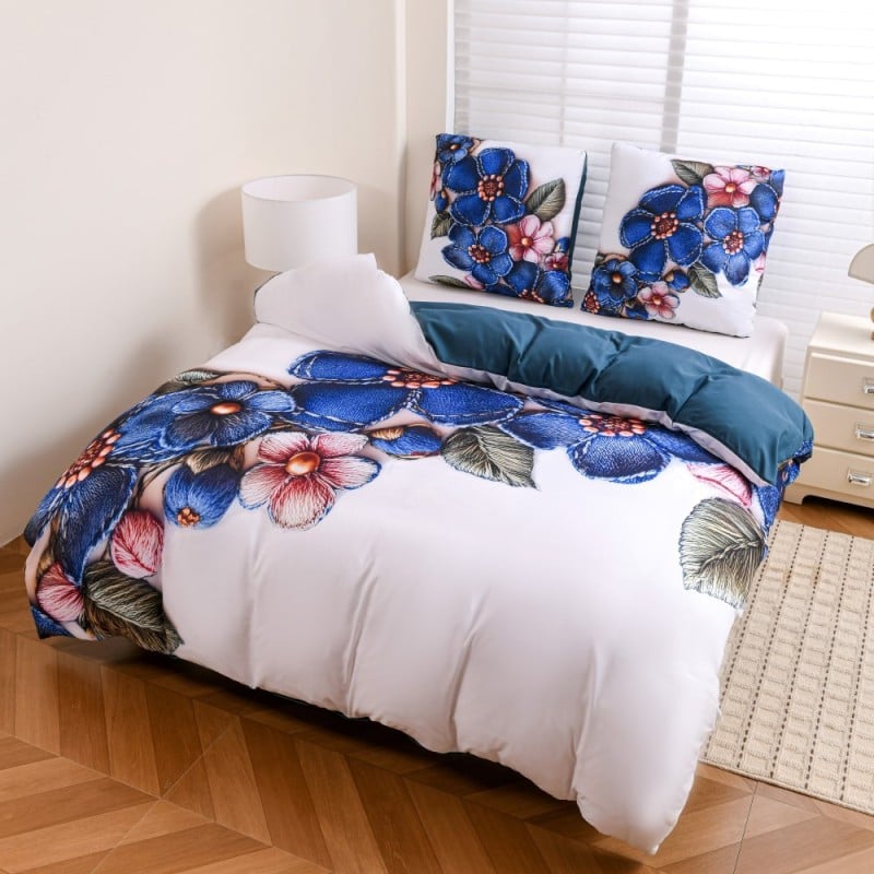 Pościel 200x220 bawełna satynowa wzór 5D dwustronna GierekHoff gruba 3 części GH 3121 niebieskie kwiaty