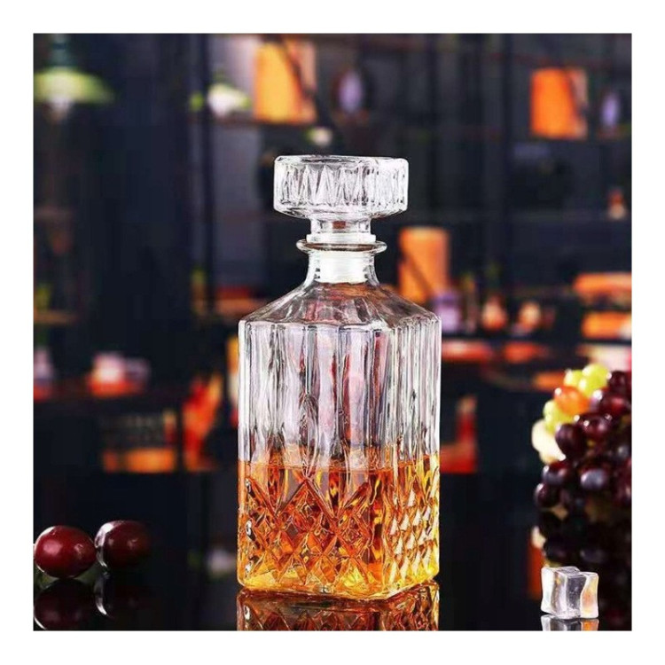 Zestaw do whisky karafka szklana 850 ml i 6 grubych szklanek 280 ml GierekHoff Royal Diamond