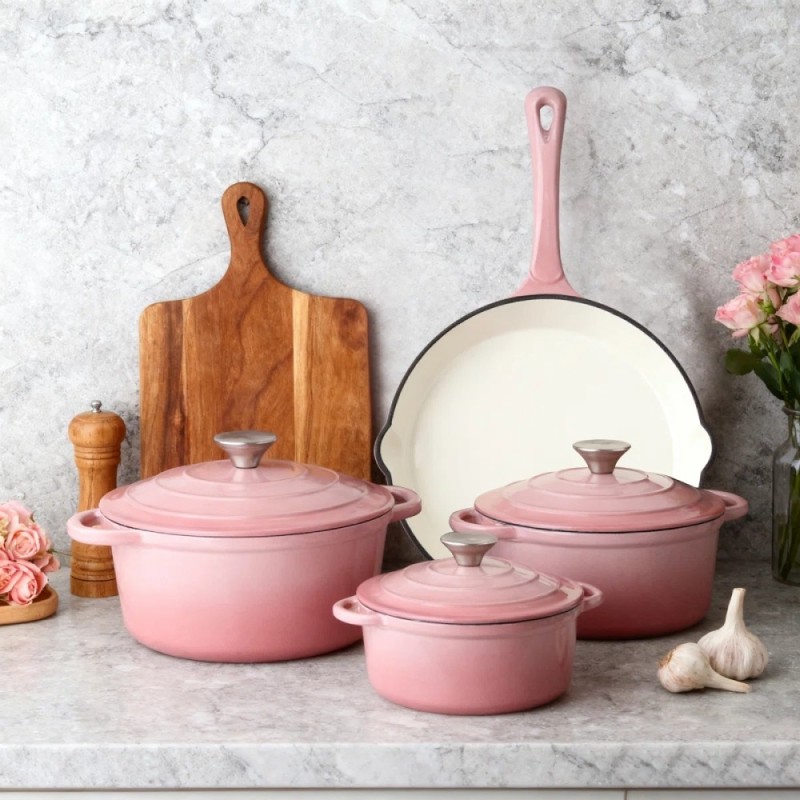 Zestaw garnków 20/22/24 cm i patelnia 25 cm żeliwne emaliowane GierekHoff Żeliwna Tradycja ciężkie różowe GH 6026
